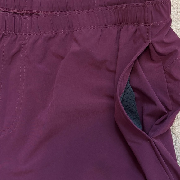 Rhone Essentials Training Shorts 7" Men's XXL Maroon Athletic Leisure Shorts - Picture 5 of 11